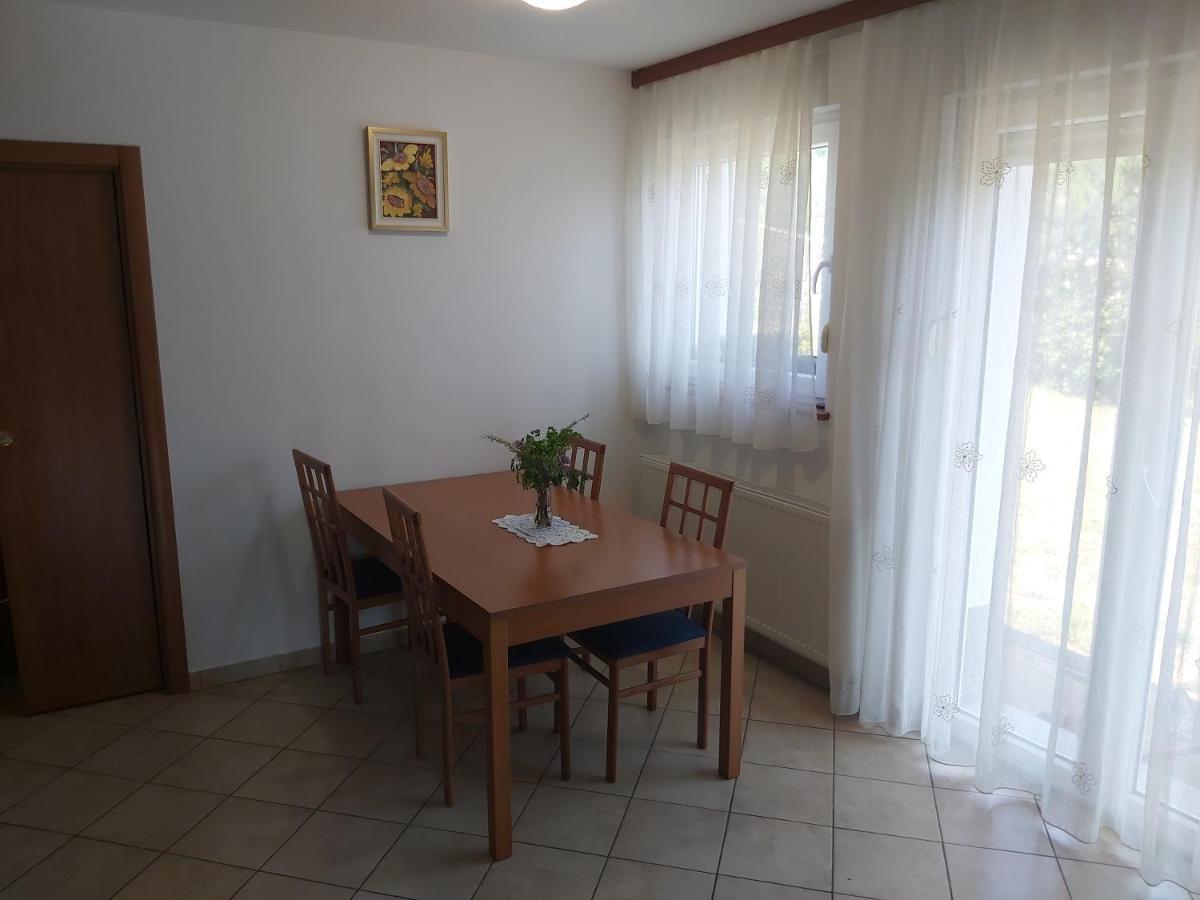 Apartments Petrin Толмин Екстер'єр фото